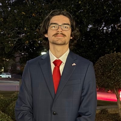 colsonbwood's profile picture. 18, South Carolinian 🌴🌙 Political Science Major 🎓 Christian ✝️ Moderate Political Conservative