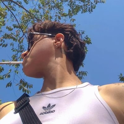 bearfariass's profile picture. fazendo vários clicks  📸
Instagram @bearfotografia