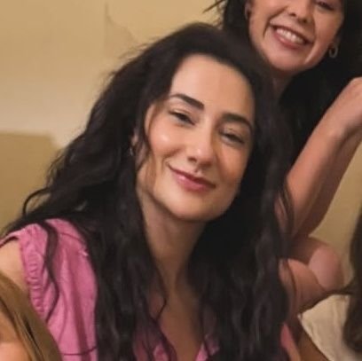 @lanamzs_