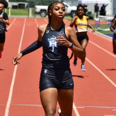 livvys_world's profile picture. 