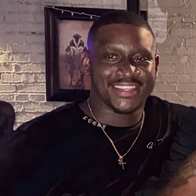 Hold__My__Beer's profile picture. Drink and Drake 🦉