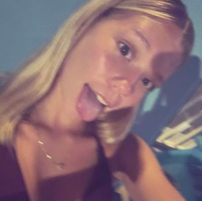 sharry934312545's profile picture. my lrls are everyone's favorites