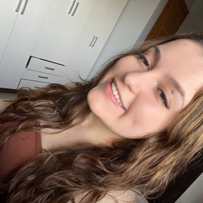 vargaszz_'s profile picture. 🫵🏻