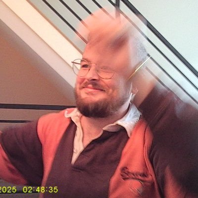 dimwittgenstein's profile picture. bidet owner. philosophy, sometimes. tiocfaidh ár lá. 🇮🇪🤝🇵🇸