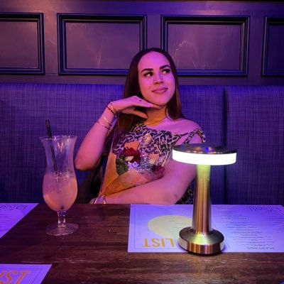 3miliane's profile picture. fancy seeing you here..again🤨📸