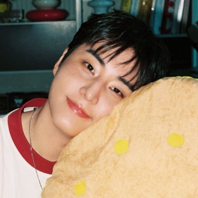 bbangmeokja's profile picture. 