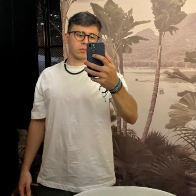 PwnedRar_'s profile picture. ハッカー Software Engineer | My blog https://t.co/TllTsJMsvV