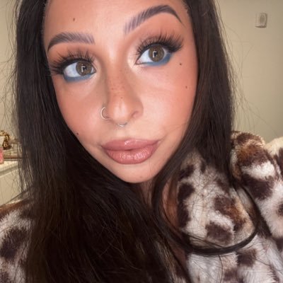 kileealiya's profile picture. bad lil thing true religion jeans ✨