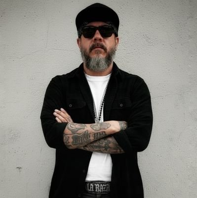 dongabovelasco's profile picture. / Comunicación Audiovisual / 2D 3D Animation / Mographer  / Toys / Food / Beer / Geek /