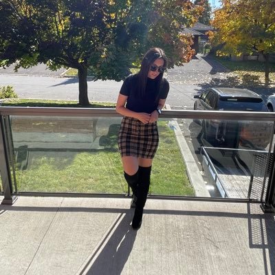 lifewithmama_d's profile picture. Mom of 2 | Millennial UGC Creator for brands that value real life, real stories ✨ Lifestyle • Family • Design • Everyday moments that sell authentically 🇨🇦