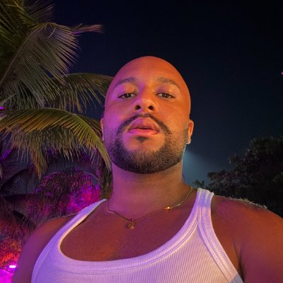 irobertsoares's profile picture. REFÉM - OUT NOW ⬇️