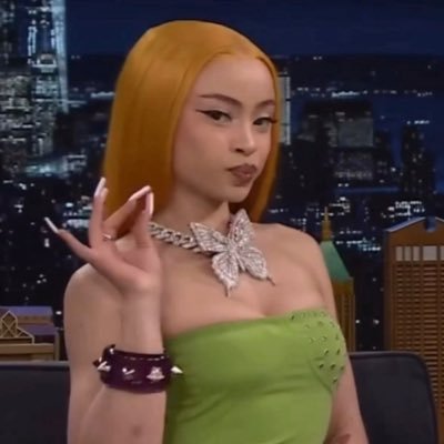 bonersantosPR's profile picture. 22 VEGAN 🐇