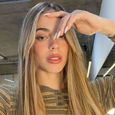 folkwthv's profile picture. the sun will rise and we will try again ⊬