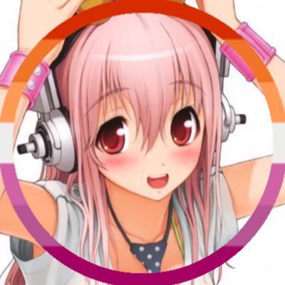 riamurin's profile picture.