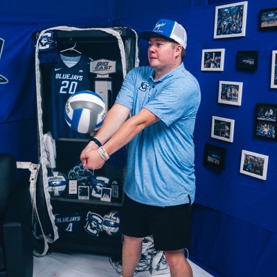kcchris01's profile picture. Assistant Director of Creative Video @gocreighton 🏐🏀 | Previous 🛑’s @sdcoyotes & @goaugie | SDSU '18 & Augie '20 🎓