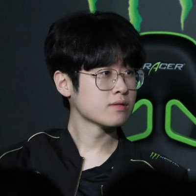 wooje_10's profile picture. 