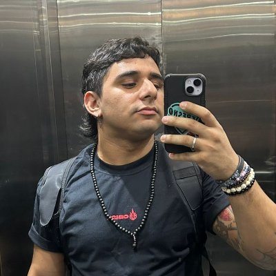 mahu13_'s profile picture. 11º Campeão dos Rookies na @bwfbrazil
Indígena em processo de resgate 🏹 🌿