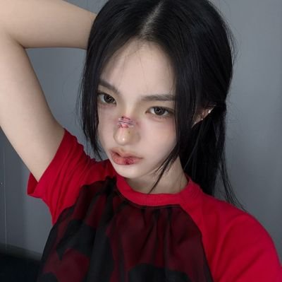 zhouxinyu_15's profile picture. @triplescosmos ❤️‍🩹