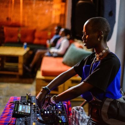 @tela_wangeci