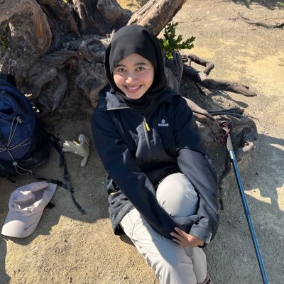 dwiadeee's profile picture. acc @anythaboutme kena pelanggaran spamm😓 langsung wa saja yaa guyss, kalau dm jarang masuk notif