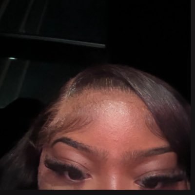 kylaaa4x's profile picture. i just be reposting shit 🎀
