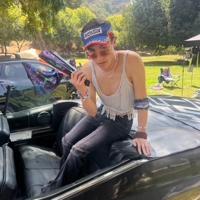 WilliamHawkes13's profile picture. fiercely real 😘