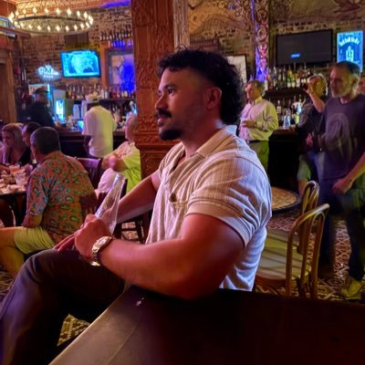 IanCRoseCity's profile picture. IG/ 33_Charles