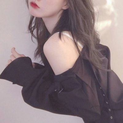 ixybv21214252's profile picture. 