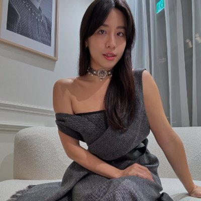 sophia334462's profile picture. I'm a divorced mother and a keen traveler. My opinions are my own.