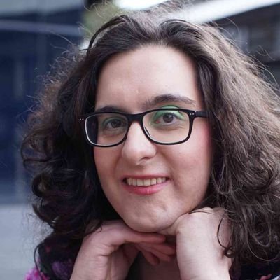 IvySapphie's profile picture. 🏳️‍⚧️🧡🤍🩷🏳️‍⚧️