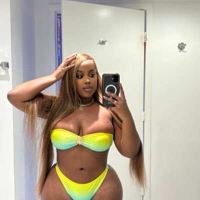 yanickwuuuu's profile picture. 👉🏽 https://t.co/lAWAAdON4H