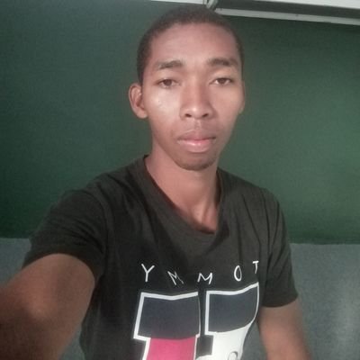 tino384727's profile picture. 