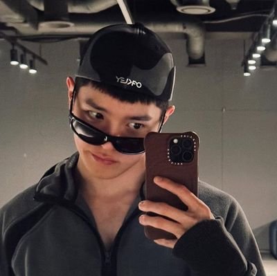 VALTYONG's profile picture. we’re unconditionally timeless — SEMI IA til jaeyong comes back from the military ## FREE 🇵🇸