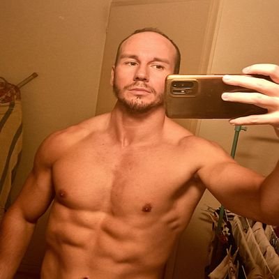 RCieXX's profile picture. Love/sport/sex 🇨🇵 
DM for contact/collab.  Le respect c'est très sexy aussi 🔥. Faisons l'amour pas la guerre ❤️                  https://t.co/71XGODTfnd