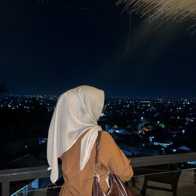 aingcantikkkkk's profile picture. bio ini palsu kalau yang asli ada badaknya