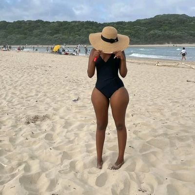 DlBrothah's profile picture. @AsandiswaM12 Number One fan 🙏😻😭❤️. make sure to check her out and subscribe to her OF for some content.❤️