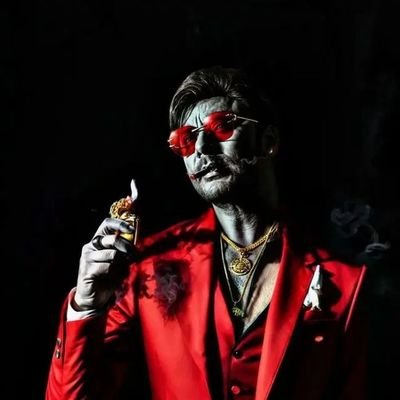 KattiSatis23017's profile picture. 