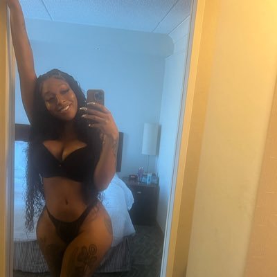 LovethEmil2232's profile picture. Old account got suspended 😌 HMU for Hookup Collab Custom video 🛏️🤩Facetimesession Dropbox & lots of nasty 💝fun NOTE: PAY2PLAY ONLY!!!🤫