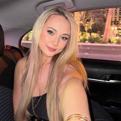 caraluby's profile picture. more active on IG but I’m doing my best 🙂‍↔️