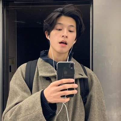 jjeobb2's profile picture. 나쩝이야계정왜팠냐면또정지돼서