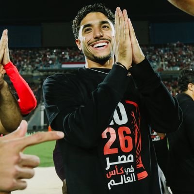 douaamcfc's profile picture. not sure if i'm a fan of @mancity and @lesverts or a victim of them | a hardcore anti real madrid and anti arsenal