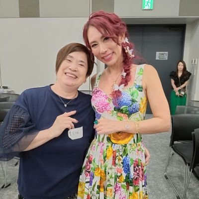 ryulove4488's profile picture. スピリチュアル好き、龍神さん好き❤
龍神作家のSHINGOさんのドラゴンコミュニティ1期生卒業。女神ミカミカANSWER7期生卒業