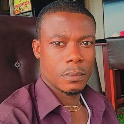 emmawatson12398's profile picture. 