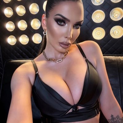 ladykarabackup's profile picture. Backup Findom 💴 No freebies  I’m the luxury you pay to experience. Traveling nationwide for sessions 💰