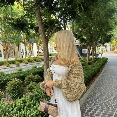 Daryna0327's profile picture. Medical Device Professional | Science-driven 🔬, people-centric | Opinions are my own❤️ | 🚫DM (unless I know you)