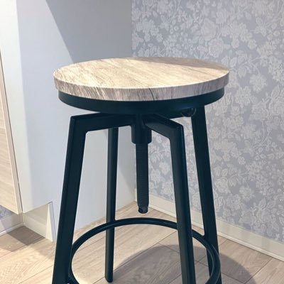 matsuzakasedai0's profile picture. インテリア❄︎家電❄︎食器❄︎ 可愛くておしゃれなものに囲まれた余生を過ごしたい 目指せホテルライク🛋️手がかからなくなった2児の母 気に入ったもの好きなものを気ままにポスト