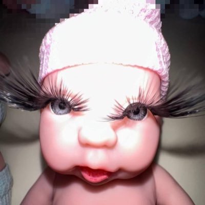 codetwo99's profile picture. 따로처걷자난안궁금해