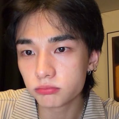 _hyuneliaaa's profile picture. all you need is love, dreams and @Stray_Kids 🩶🩷 • 황현진 🥟 + 김승민 🐶 • 𝜗𝜚 fan acct 𝜗𝜚 • proof ng gastos : #liaaamails 💌