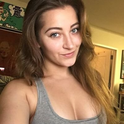 DanielHarp21821's profile picture. 