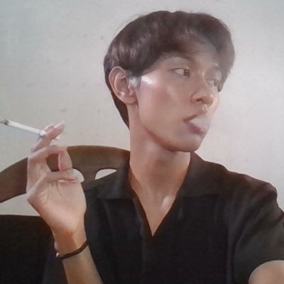 psychologays's profile picture. he/him | infj | ♋ | ga suka cewe, tapi juga takut cowo | low self esteem and suicidal tendencies | lagi rehat